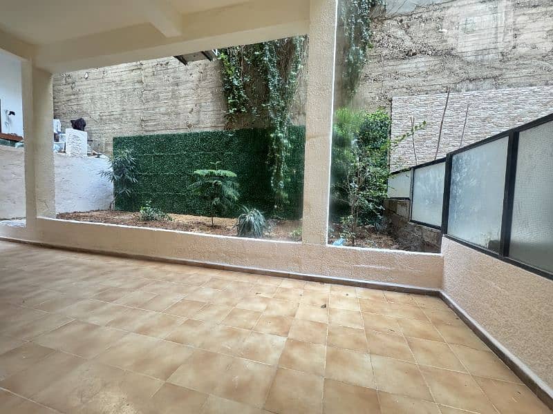 Apartment with terrace for sale in achrafieh 0