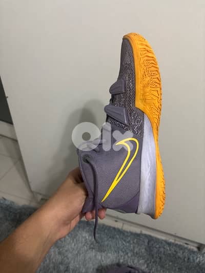 kyrie 7