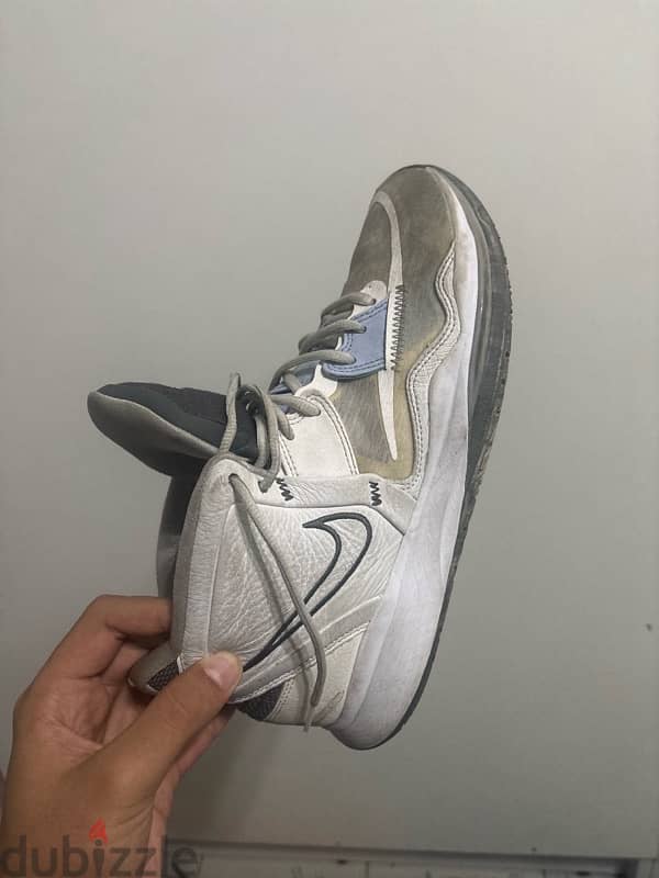 kyrie 8 0