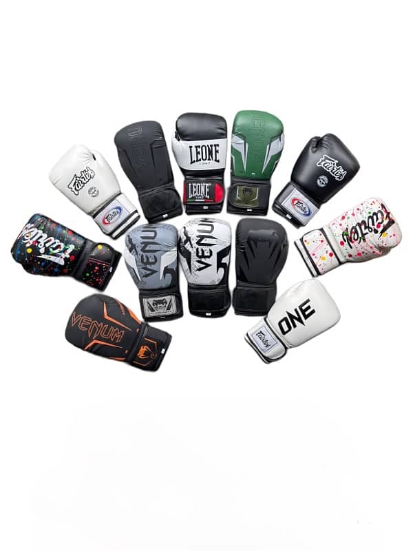 boxing gloves 0