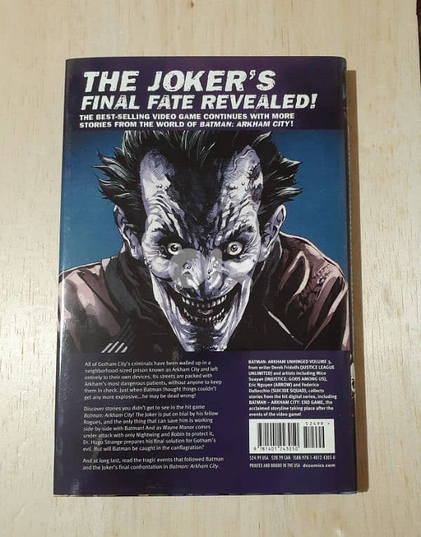 Batman Arkham Unhinged Graphic Novel. 1