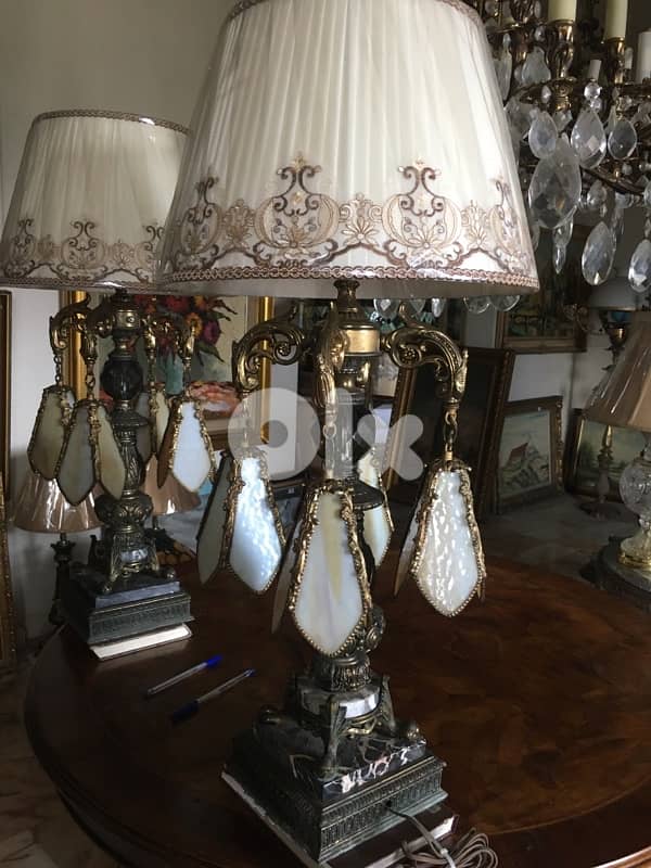 pair of Tiffany table lamps 1