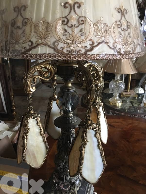 pair of Tiffany table lamps 3