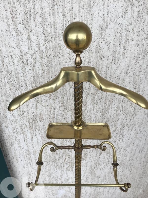 تعليقة تياب برونز انكليزية 6