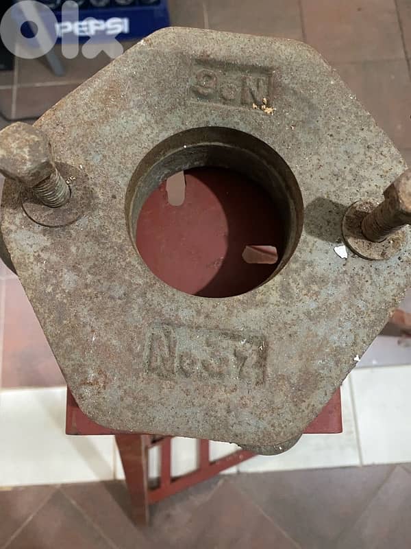 big old English malzameh with German stand 9