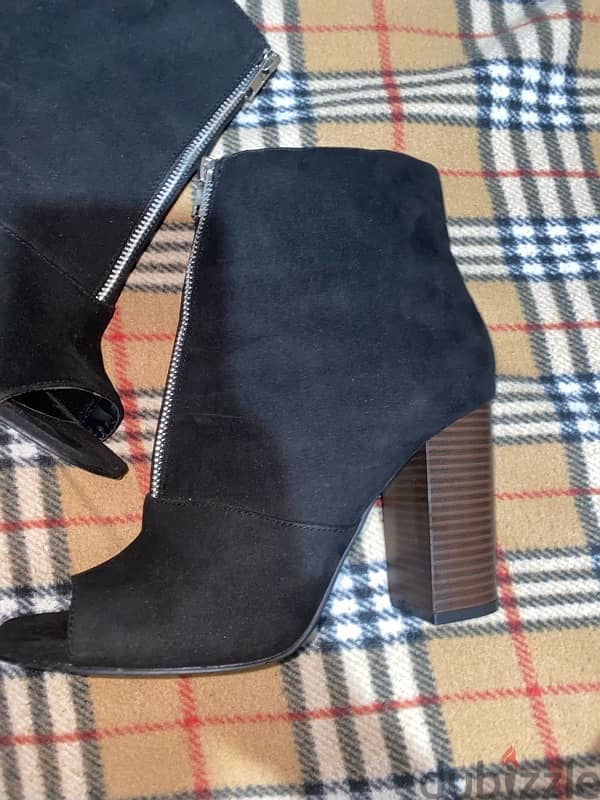 بوطين كعب مفتوح 0