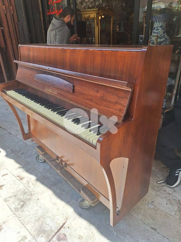 piano made in Germany 3 pedal brand Steinmann Amazing price 1