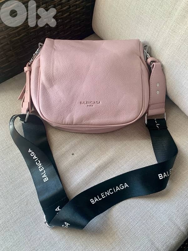 Balenciaga baby Pink leather crossbag 5