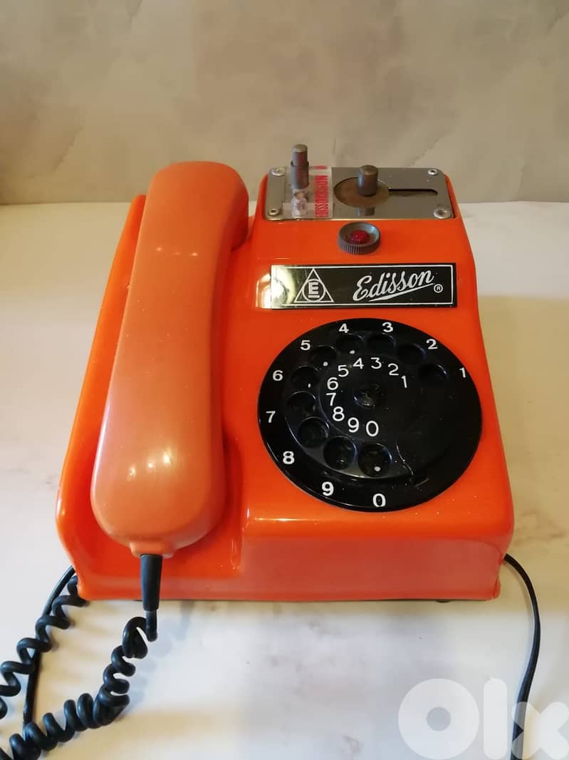 vintage rotary phones starting 25$ ask for model price 14