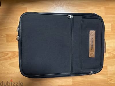 Hans luggage