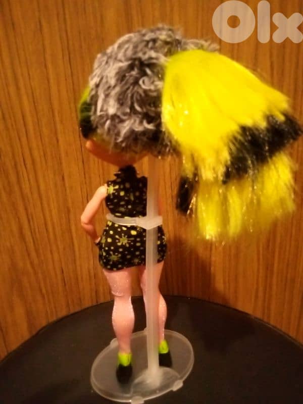 LOL OMG REMIX ROCK BHAD GIRL As new dressed good doll+Boots=31$ 2