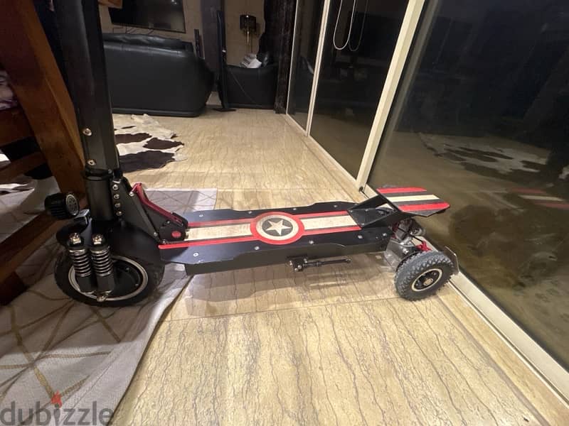 electric scooter captian america 3 wheels 1