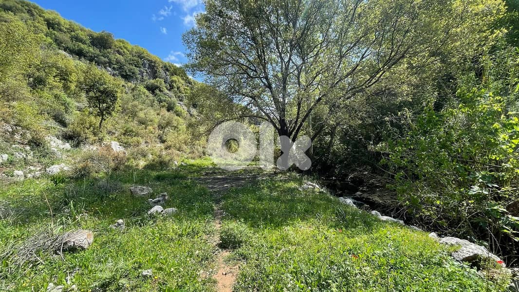 RWB143SN - Land for sale in Ijdabrine Koura 6