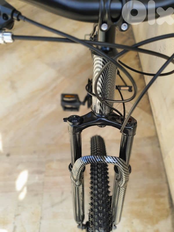 Carbon design carbon 26" disc brakes lockout suspension 21 speed 0