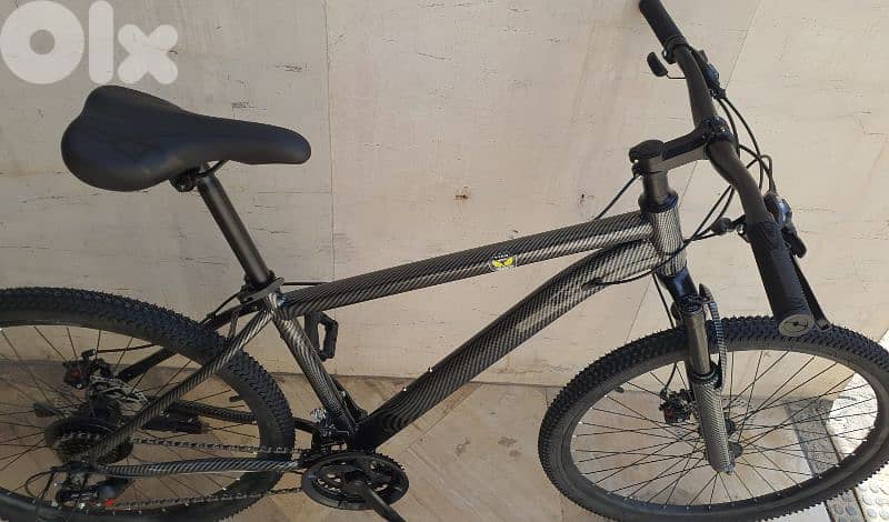 Carbon design carbon 26" disc brakes lockout suspension 21 speed 5