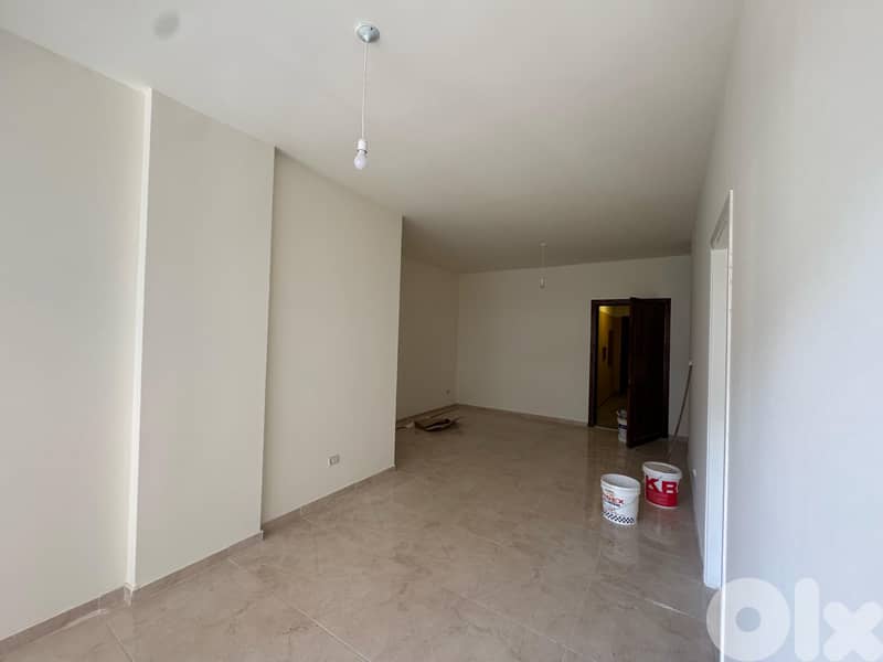 Apartment for sale in Baouchriyeh - شقة للبيع في البوشرية 0