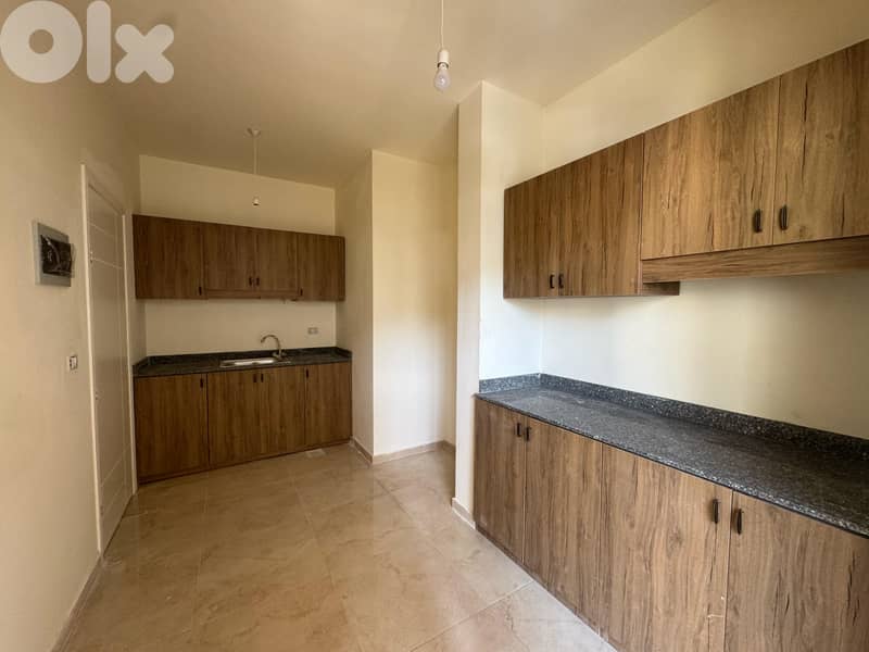 Apartment for sale in Baouchriyeh - شقة للبيع في البوشرية 0