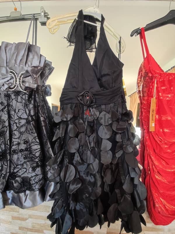 شروة فساطين أعراس للبيع بسعر مغرٍ 17