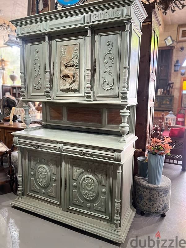 vintage cupboard 2