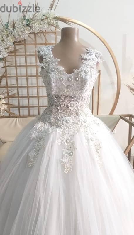 wedding dress 0