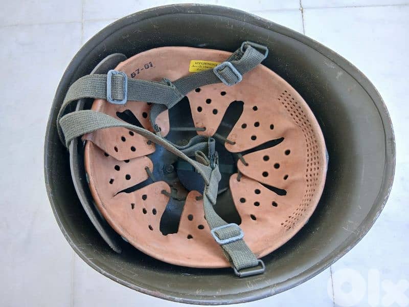 خوذة عسكرية 1