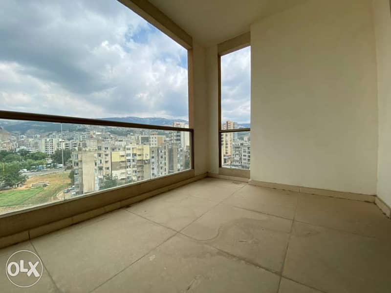 A 3 bedrooms apartment for rent in Jdeideh 0