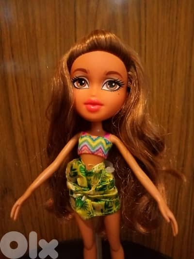 STUDY ABROAD YASMIN GO TO BRAZIL2015 flexi legs wearing MGA Great doll