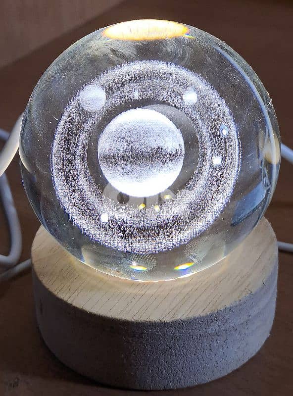 Luminous Crystal Ball Led night Saturn , NEW 4