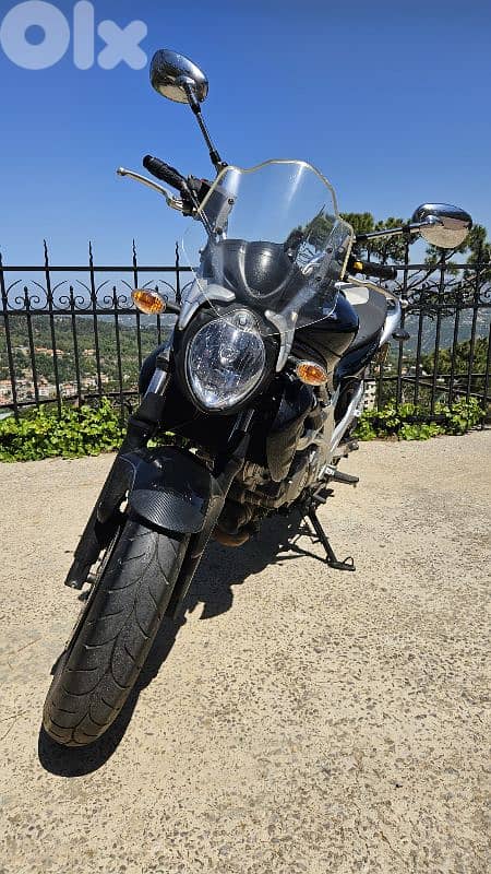 Suzuki Gladius 650 3