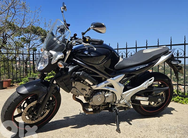 Suzuki Gladius 650 5
