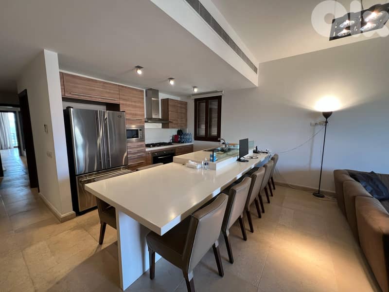 L03172-Exclusive: Fully-Decorated Apartment with Roof/Terrace For Sale 1