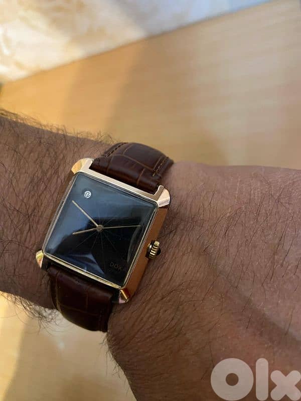 ساعة دوكسا 4