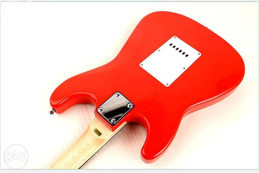 Electric guitar in box 4