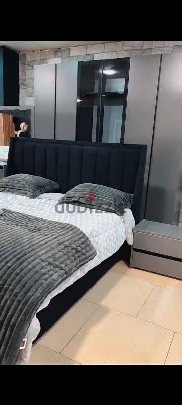 Modern Bedroom | Excellent Condition