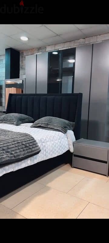 Modern Bedroom | Excellent Condition 1