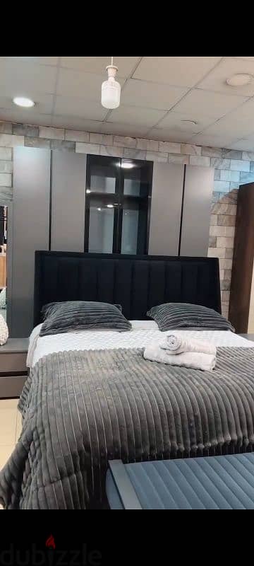 Modern Bedroom | Excellent Condition 2