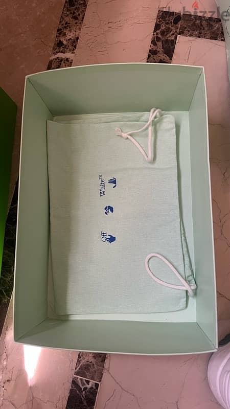 Offwhite Out of Office shoes size 46 3