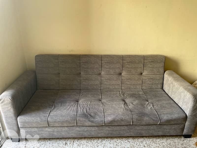 Used Living room - غرفة جلوس مستعملة 0