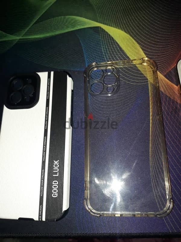 Iphone 12 Pro 256gb like new 0 scratch + 3 covers+charge 280$ 9