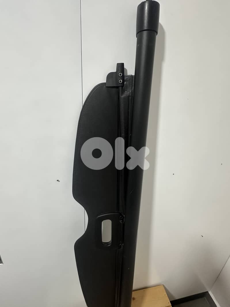 REAR PARCEL SHELF grand cherokee 1