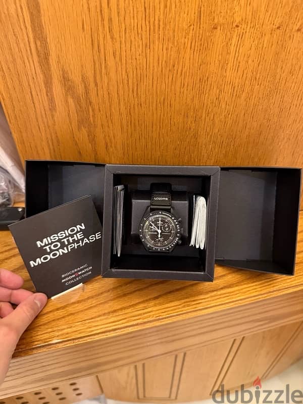 MISSION TO THE MOONPHASE  BIOCERAMIC MOON OMEGA SWATCH COLLECTION 2