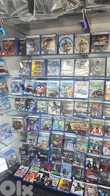 ps4 and ps5 games or console or accessories 12