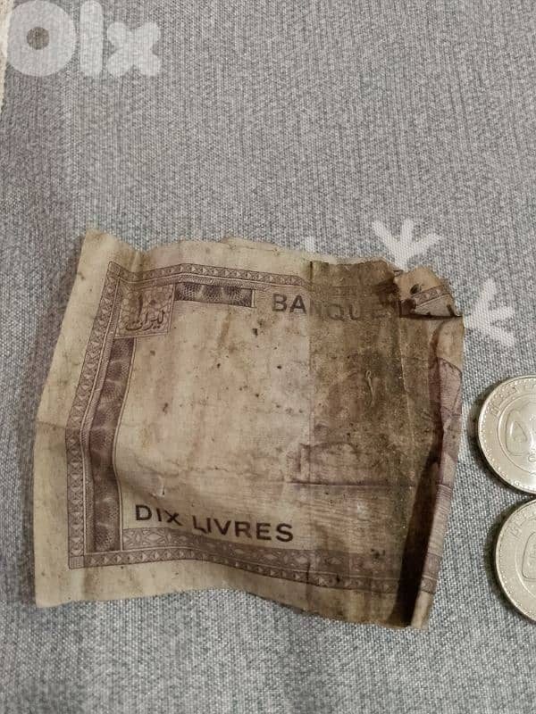 عملات حجر قاديم للبيع عدد 10 كلن سعرون 10$ 8