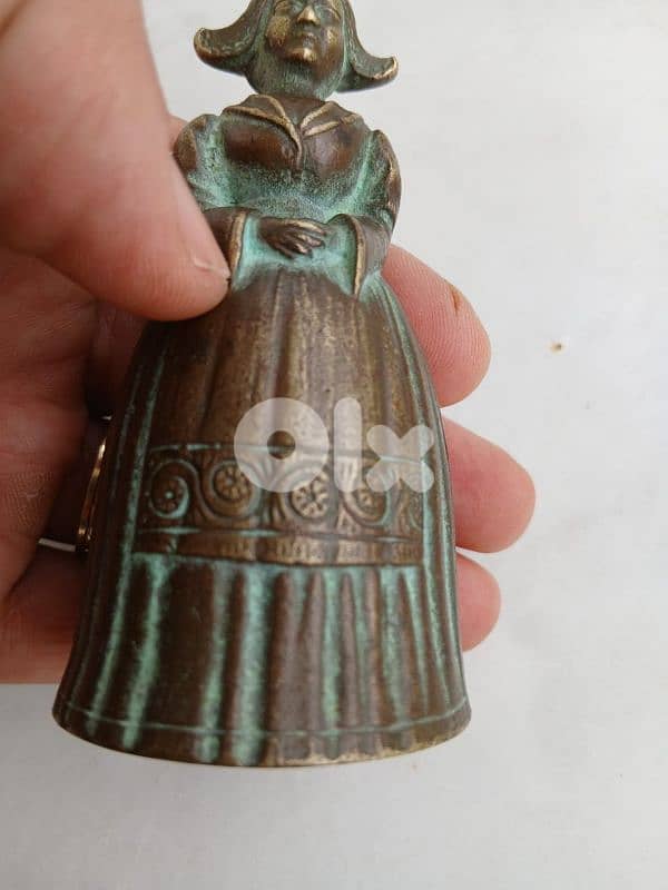 جرس وشمعدانان 3