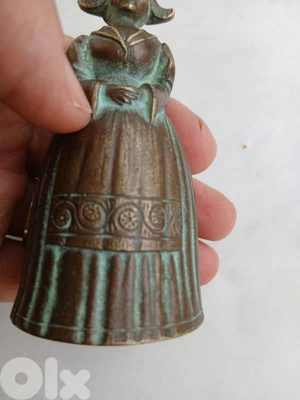 جرس وشمعدانان 4