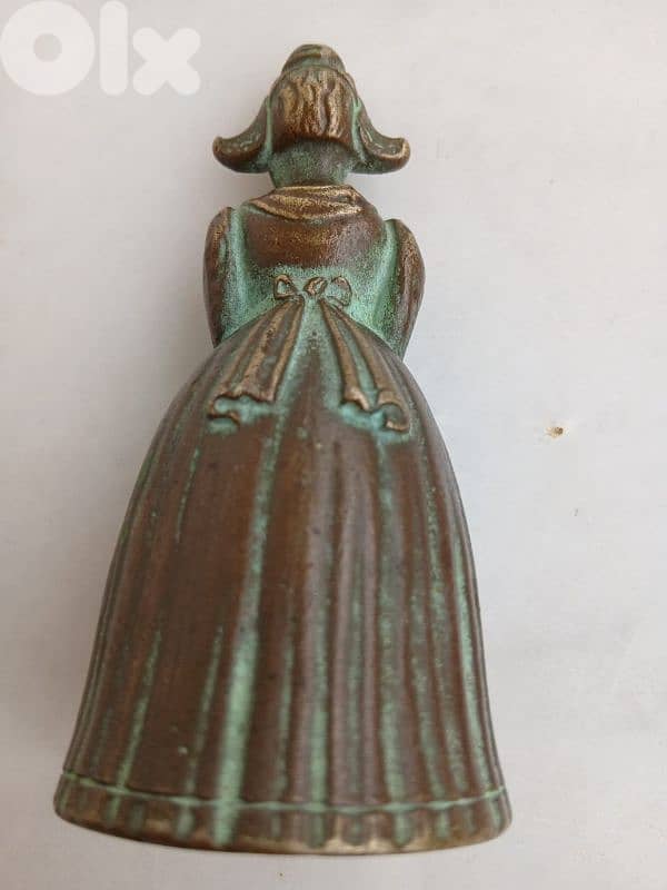 جرس وشمعدانان 6