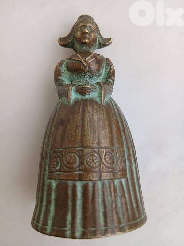 جرس وشمعدانان 8