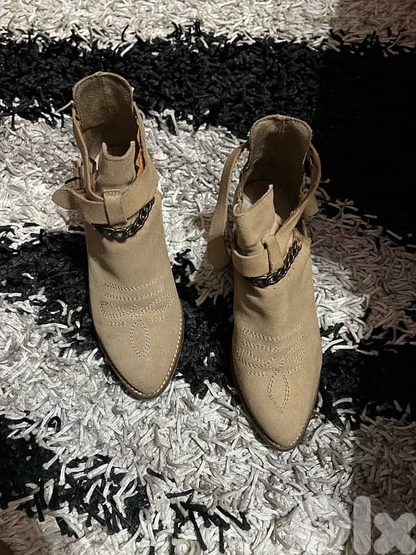 Demi Bottes, Cowboy Style 0