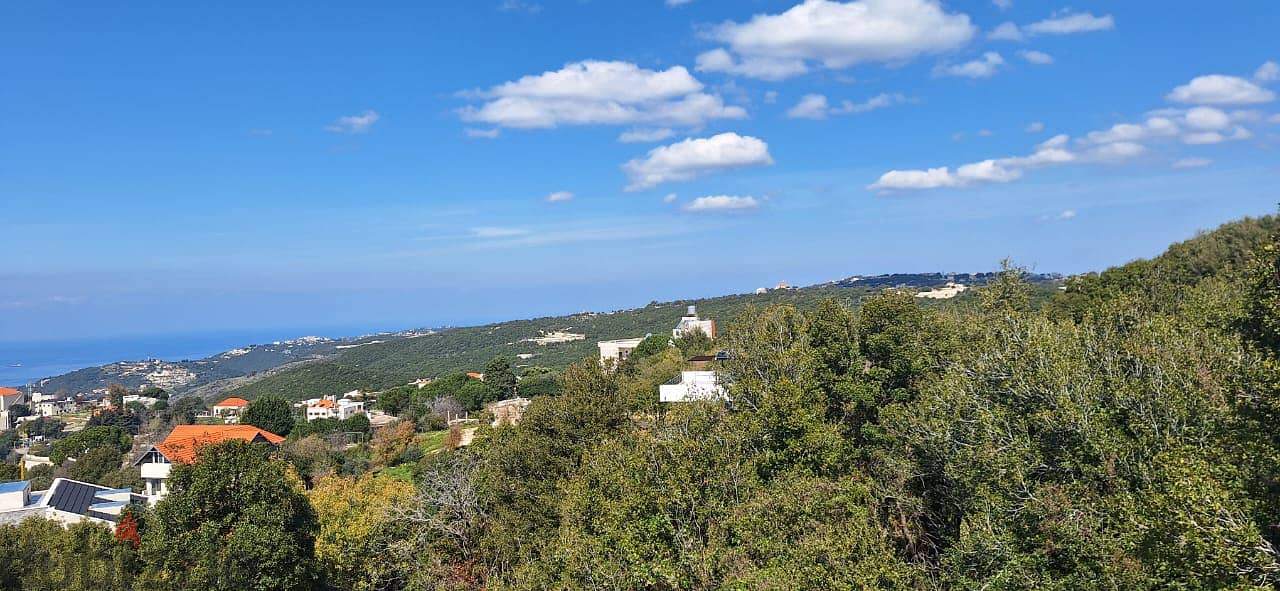 Land for sale in Bejje-Jbeil أرض للبيع في بجّة جبيل 0