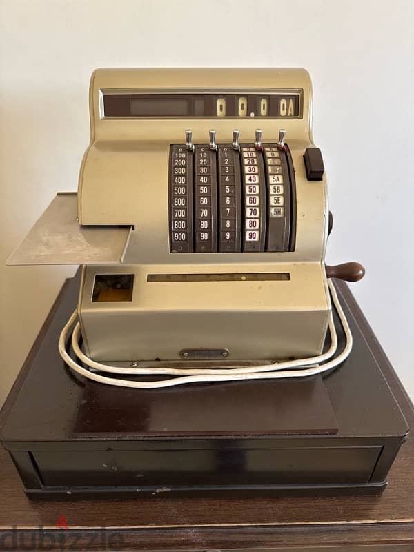 old cash register 1